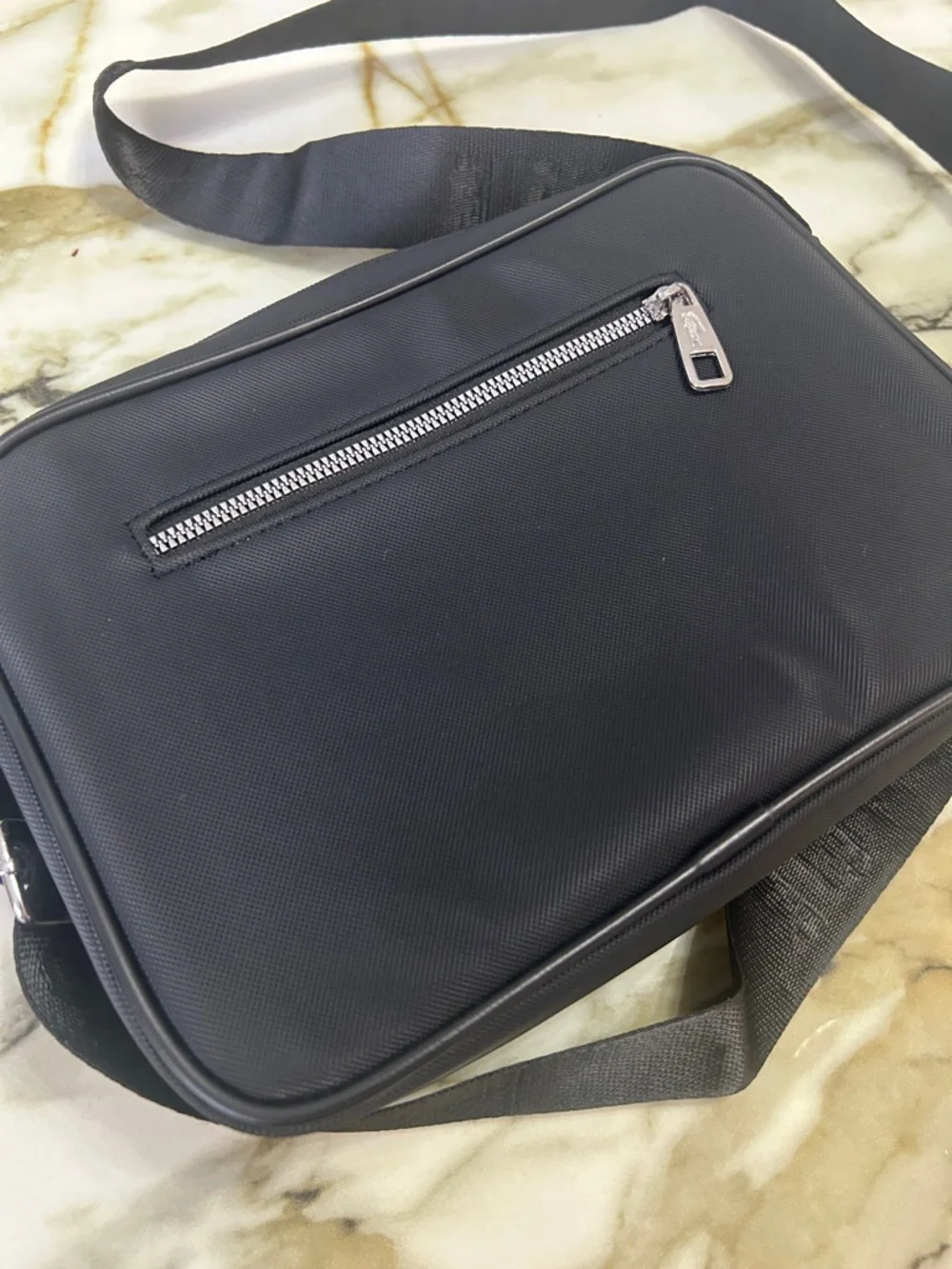 LACOSTE LUOWEIE Black Crossbody Messenger Bag with strap New - Picture 5 of 7